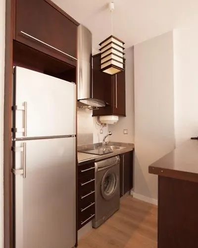 Casita De Puertas Centro Alameda *